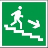 Знак Е13 "Направление к эвакуационному выходу по лестнице вниз, правосторонний" 200х200мм (ГОСТ)